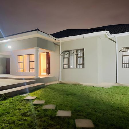 Elegant Guest House Matsapha Exterior photo